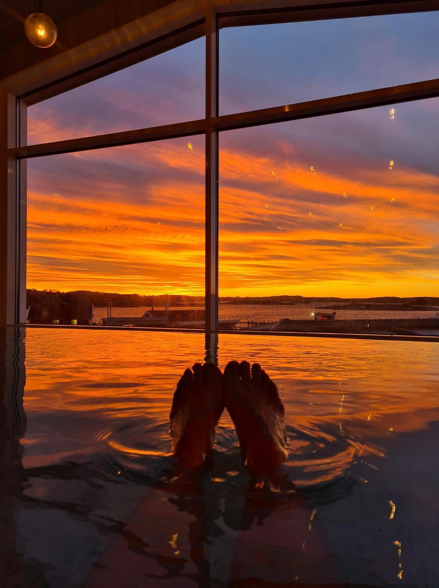 Tanumstrand Spa & Resort Stugor Grebbestad Bagian luar foto