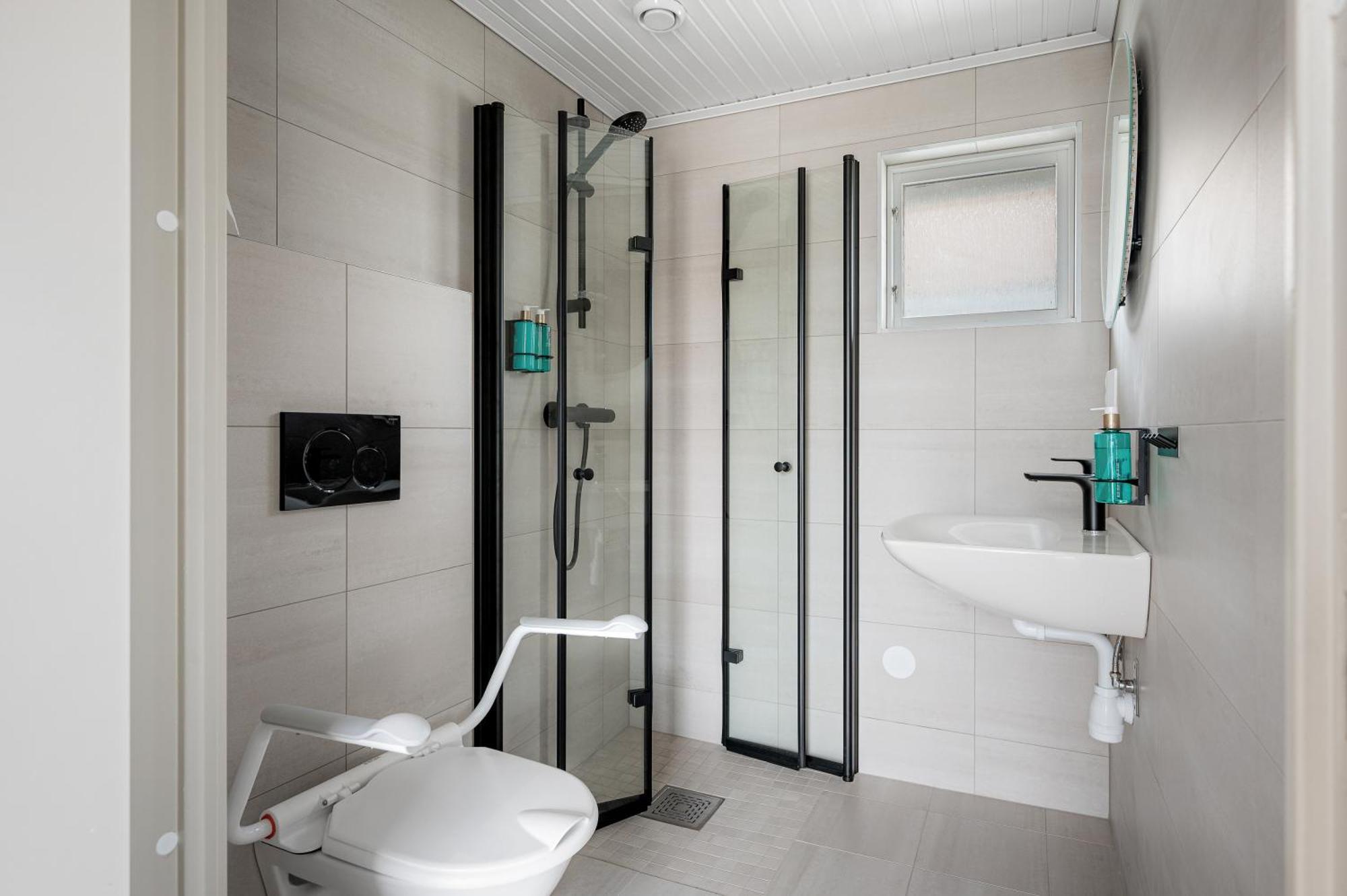 Tanumstrand Spa & Resort Stugor Grebbestad Bagian luar foto